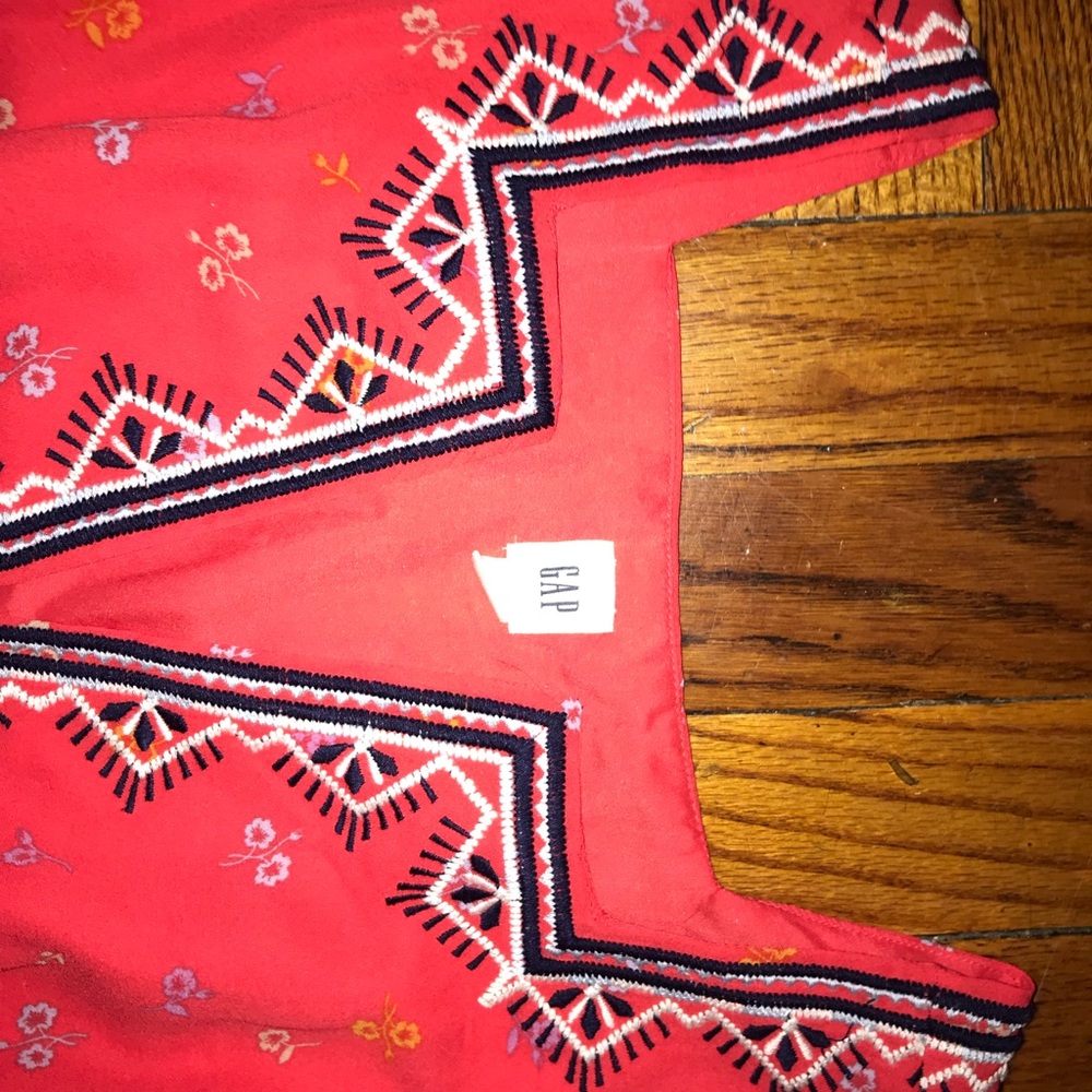 Gorgeous Gap dress - Picture 6 of 6